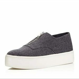 VINCE Women’s Warner Wool Front Zip Platform Sneakers Gray Shoes Size 8.5